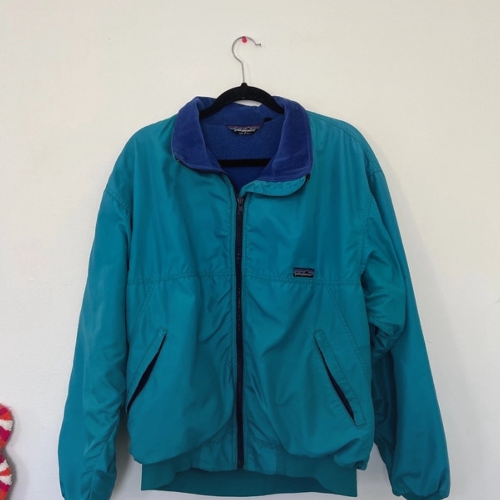 Patagonia Men's Teal/Turquoise Lightweight Jacket with Blue Fleece Lining - Picture 2 of 8